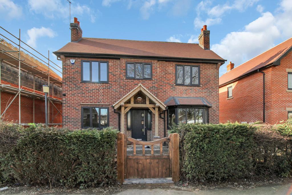 The Triangle, Ilkeston 5 bed detached house £395,000