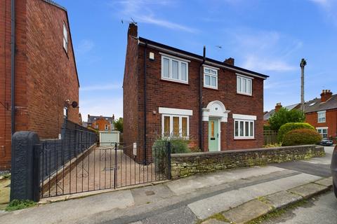 3 bedroom detached house to rent, St Thomas Street, Brampton