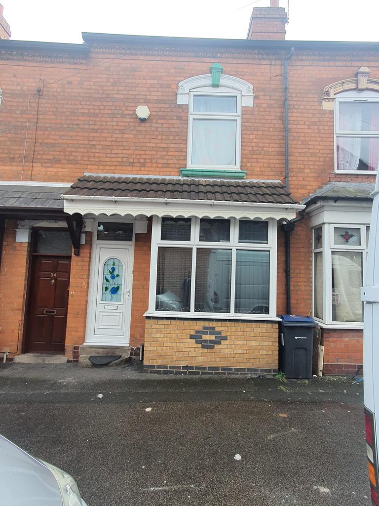 Castleford Road, Birmingham B11 3 bed terraced house for sale £224,950