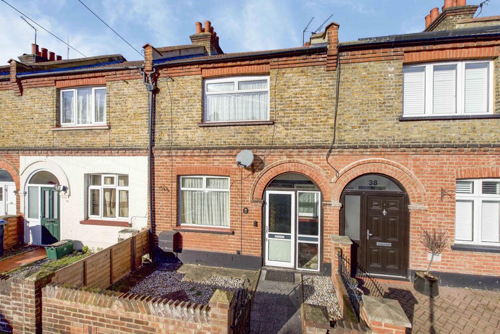 Beresford Road, New Malden, KT3 2 bed terraced house £500,000