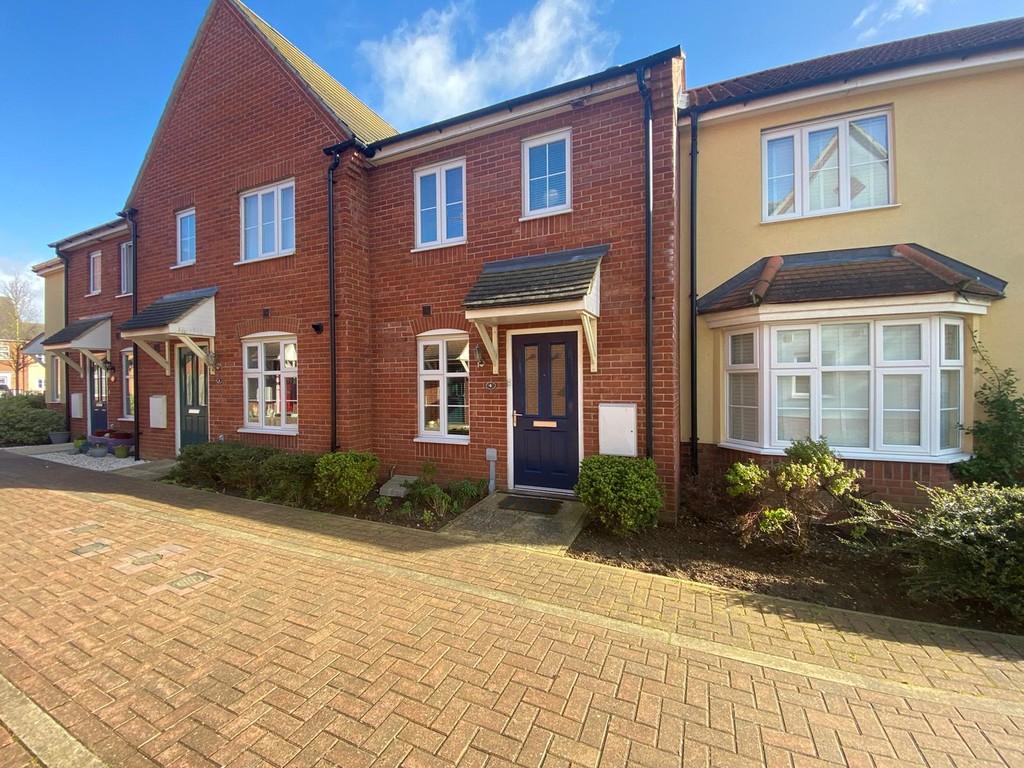 Blake Walk, Bury St Edmunds 2 bed terraced house £260,000