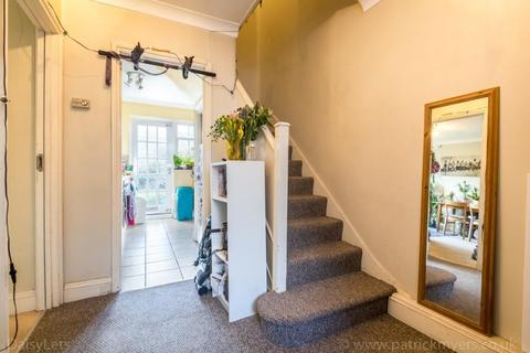 101 Revelon Road, London, SE4 2PW