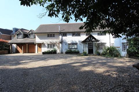 The Studio How Lane, Chipstead, Coulsdon, CR5 3LN