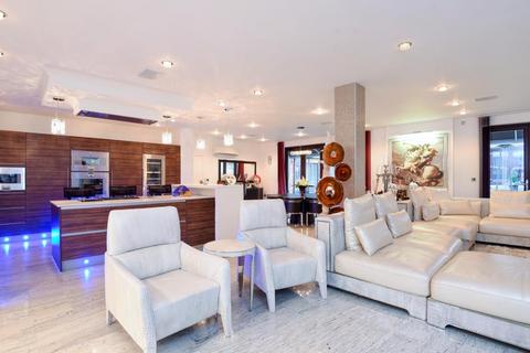 undefined, Beechwood Avenue,  Finchley N3,  N3