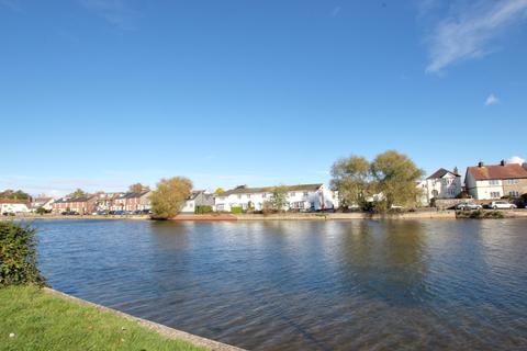 17 Bridgefoot Path, Emsworth, PO10 7EA