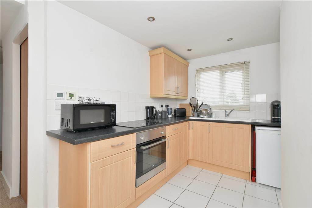 Lounge/ Kitchen