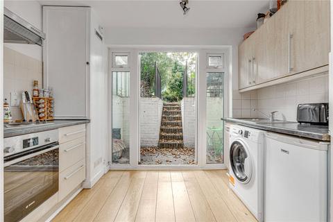 1 bedroom flat to rent, St  John's Hill, London