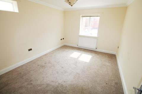 1 bedroom flat to rent, Roumelia Lane, Bournemouth BH5