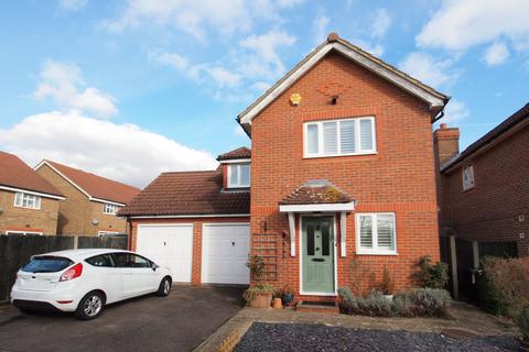 1 Primrose Walk, Ewell, Epsom, KT17 2EZ