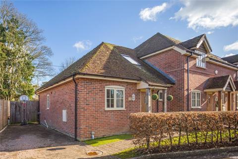 1 Farriers Close, Preston Candover, Basingstoke, RG25 2EZ