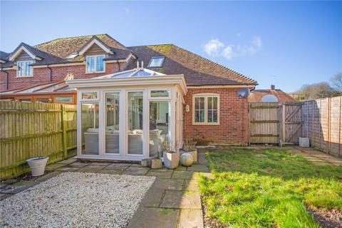 1 Farriers Close, Preston Candover, Basingstoke, RG25 2EZ