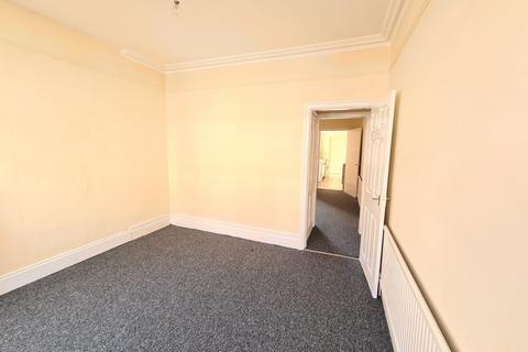 3 bedroom terraced house to rent, Wolverton Road, Off Narborough Road, Leicester LE3