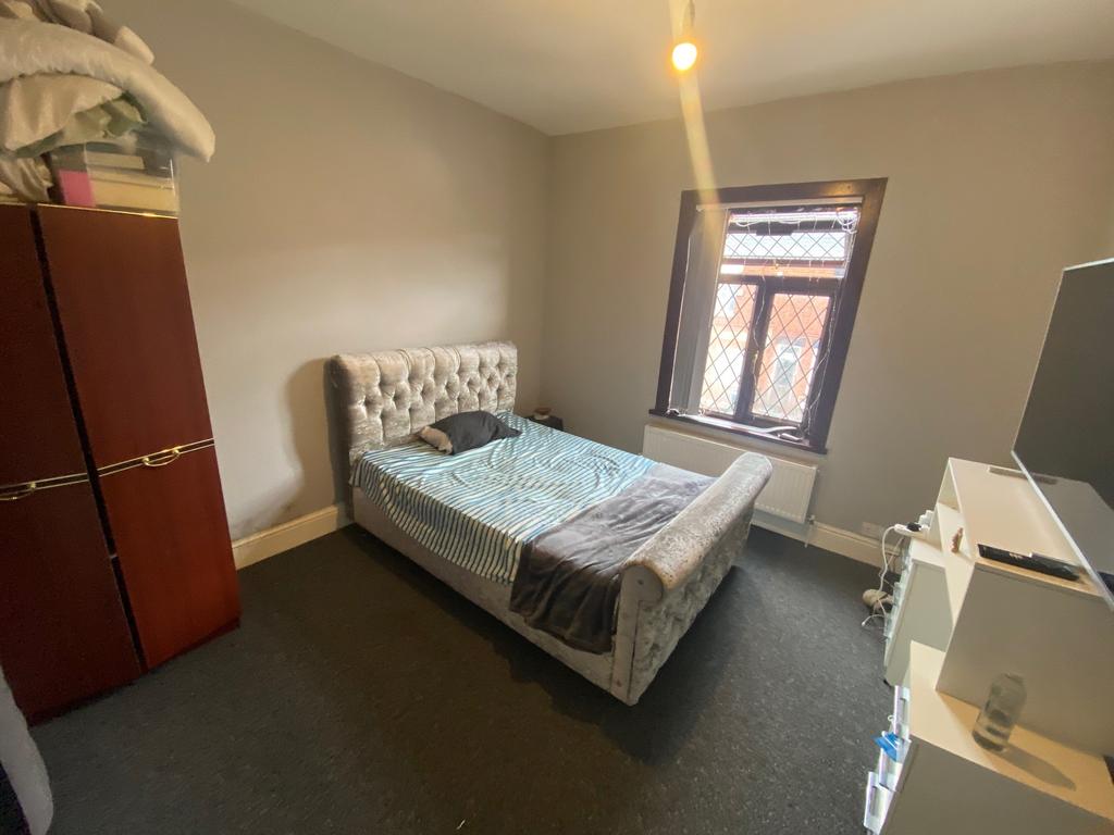 Bed 1 T202202181430.jpg