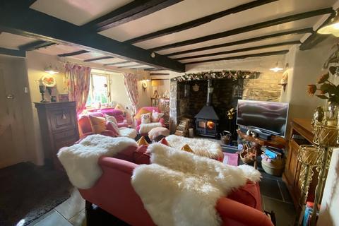 Daisy Cottage Bond Street, Beaford, Winkleigh, EX19 8LS