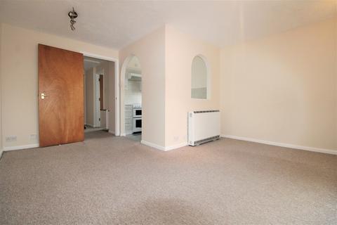 1 bedroom apartment to rent, Bornedene, Potters Bar EN6