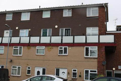 85 Victor Close, Hornchurch, RM12 4XU