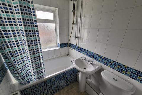 4 Beech Walk, Birkenshaw, Bradford, BD11 2PE