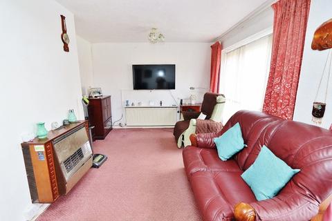 96 Udall Gardens, Romford, RM5 2LA