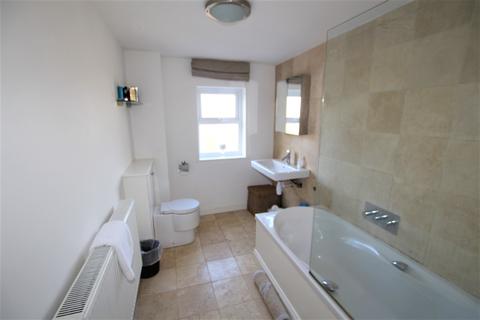 86 Station Road, Crayford, Dartford, DA1 3QG