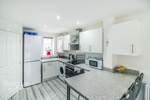 94 Ashworth Road, Lytham St Annes, FY8 2FW