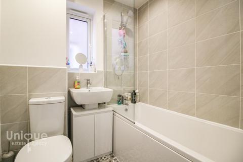 94 Ashworth Road, Lytham St Annes, FY8 2FW