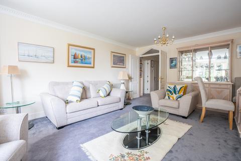 2 bedroom apartment for sale, Banks Road, Sandbanks, Poole, Dorset, BH13