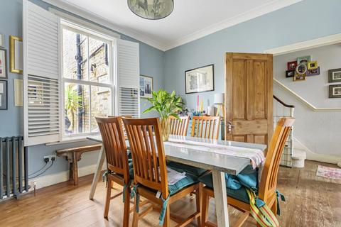 1 Relf Road, London, SE15 4JS