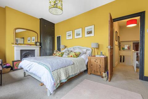 1 Relf Road, London, SE15 4JS