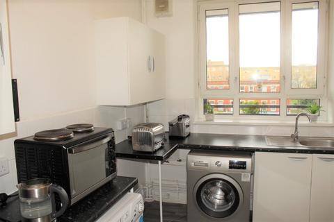 28 Randisbourne Gardens, Catford, London, SE6 3BS