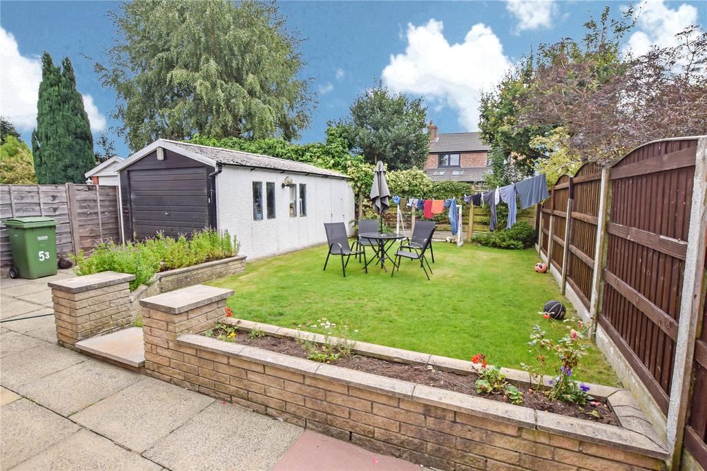 Overton Crescent, Sale, Greater Manchester, M33 3 bed semidetached