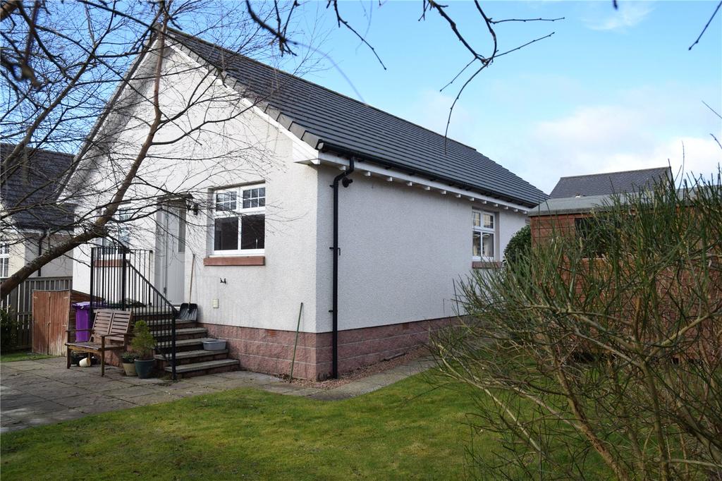 85 Lord Lyell Drive, Kirriemuir... 3 bed bungalow £200,000