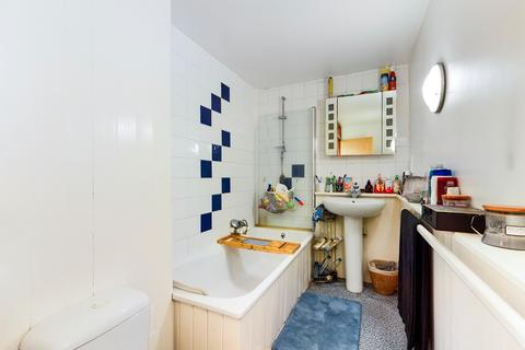 2 Bohemia, Hemel Hempstead, HP2 5RW