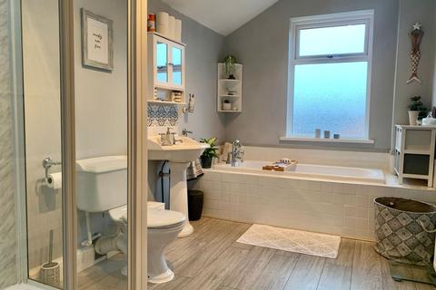 53 Norton Road, Northampton, NN2 7TL
