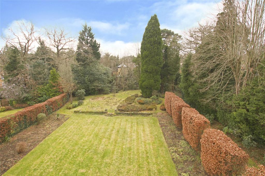 Communal Grounds