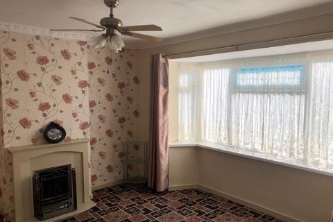 18 Ashtree Grove, Bilston, WV14 8LX