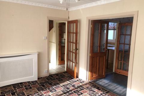18 Ashtree Grove, Bilston, WV14 8LX