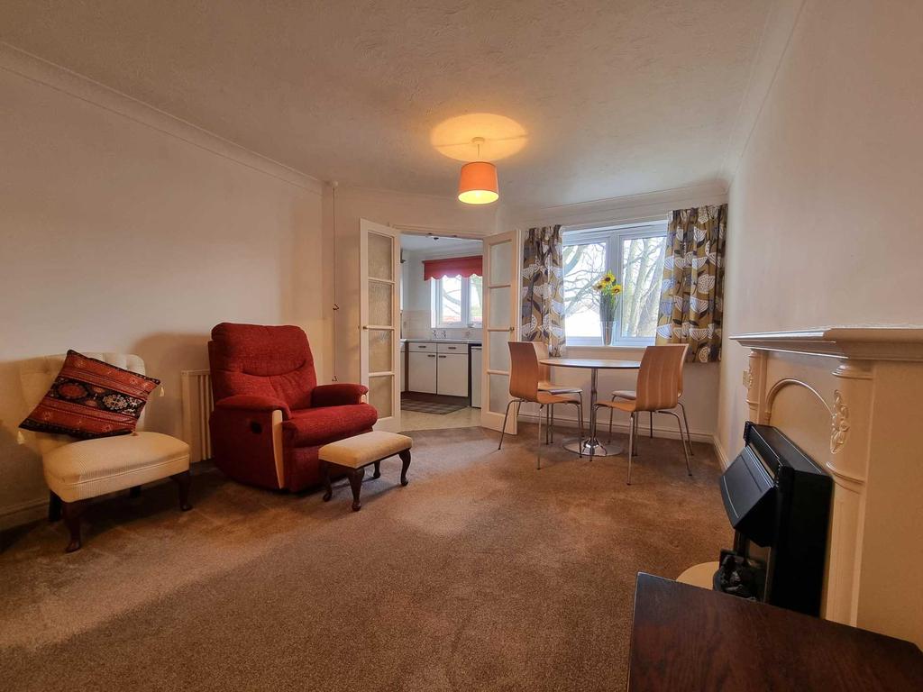 Strand Court, Bideford 1 bed apartment £130,000