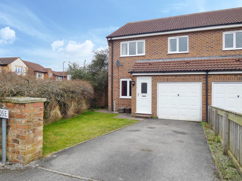 1 Bielby Close, Aiskew, Bedale 3 bed semidetached house £750 pcm (£