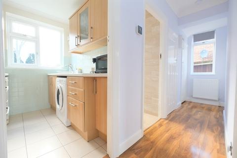117 Oakdene Road, Orpington, BR5 2AL