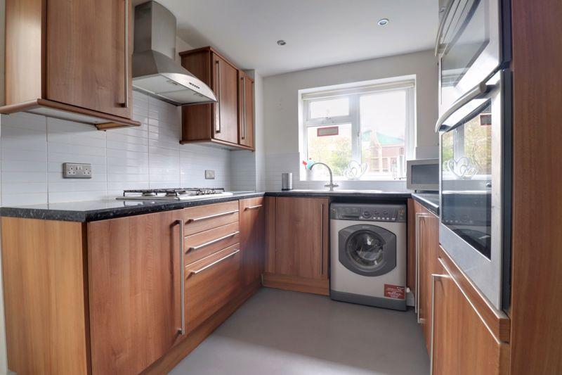 Petworth Drive, Burgess Hill, West Sussex 3 bed semidetached house £