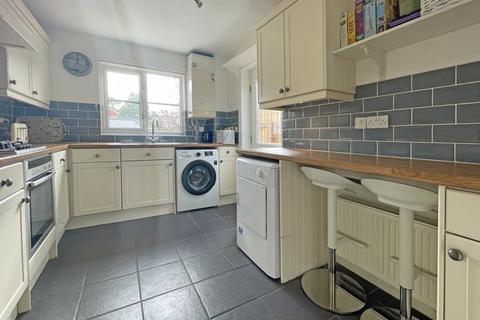 49 Etonhurst Close, Exeter, EX2 7QZ