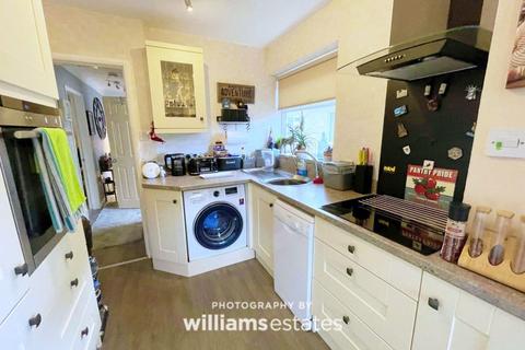 35 Ceg Y Ffordd, Prestatyn, LL19 7YE