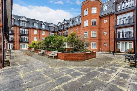 Flat 5, Royal Swan Quarter Leret Way, Leatherhead, KT22 7JL