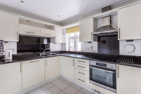 Flat 5, Royal Swan Quarter Leret Way, Leatherhead, KT22 7JL