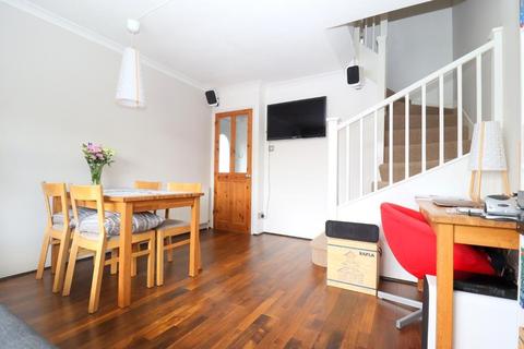 8 Kelling Close, Luton, LU2 7ET