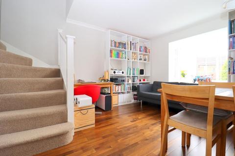 8 Kelling Close, Luton, LU2 7ET