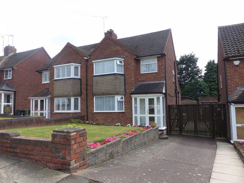 Wimperis Way, Great Barr, Birmingham... 3 bed semidetached house £
