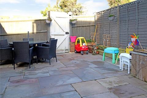 59 Sinclair Way, Lane End, Dartford, DA2 7JS