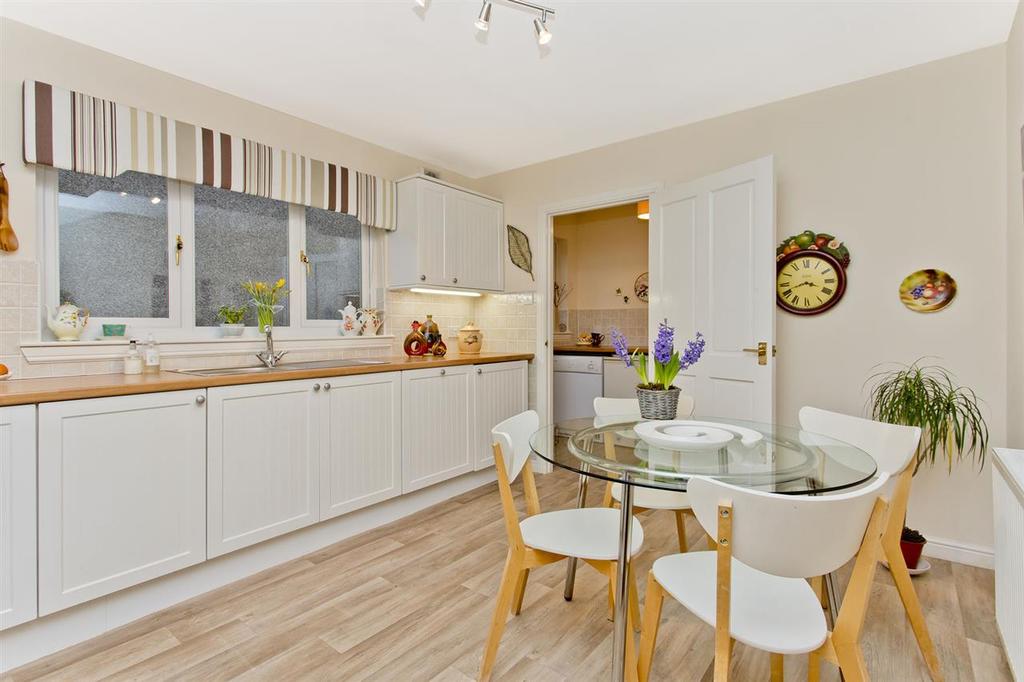 Hardhill Road, Bathgate 3 bed house £250,000