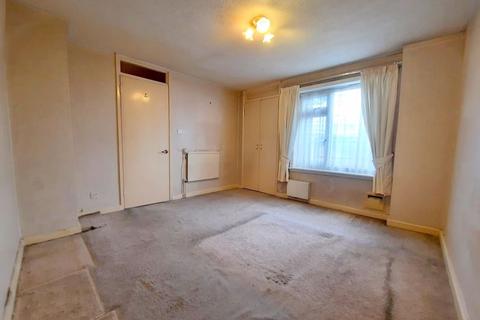 1 Proctors Close, Feltham, TW14 9NB